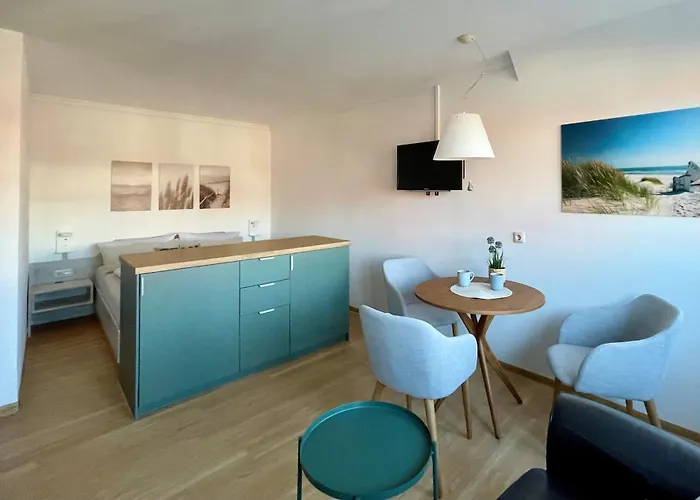 304 Strandburg Lejlighed *